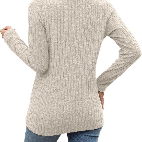 Chic V-Neck Women's Sweater with Button Detailing - Perfect for Fall Style - Picture 4 of 4